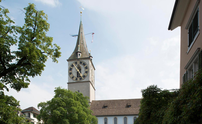 web_zurich_sightseeing_st.peter_03-2